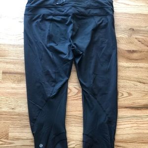 Lululemon  Pace Rival Mid-rise Crop 22”